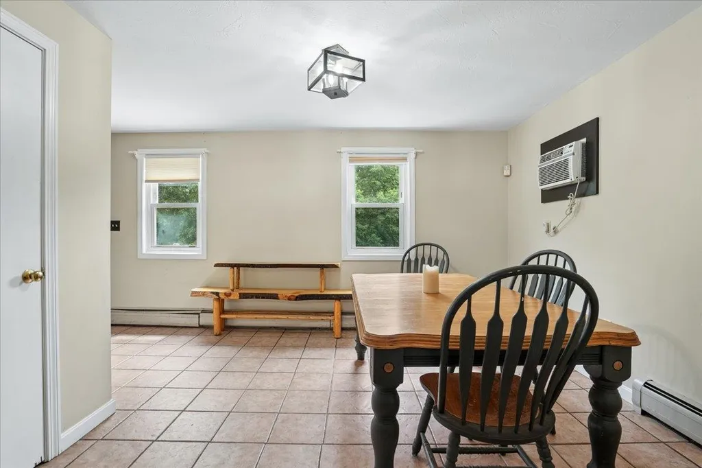 10 Armands Way Dunbarton NH 03046
