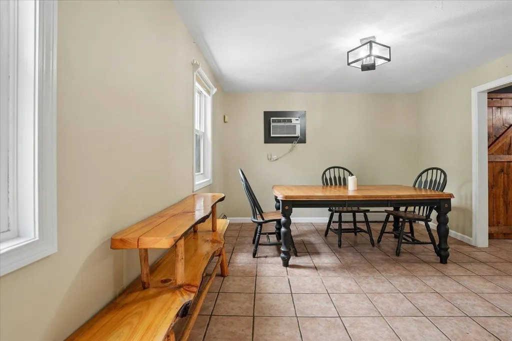 10 Armands Way Dunbarton NH 03046