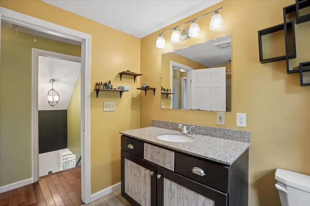 10 Armands Way Dunbarton NH 03046