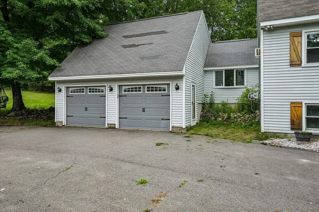 10 Armands Way Dunbarton NH 03046