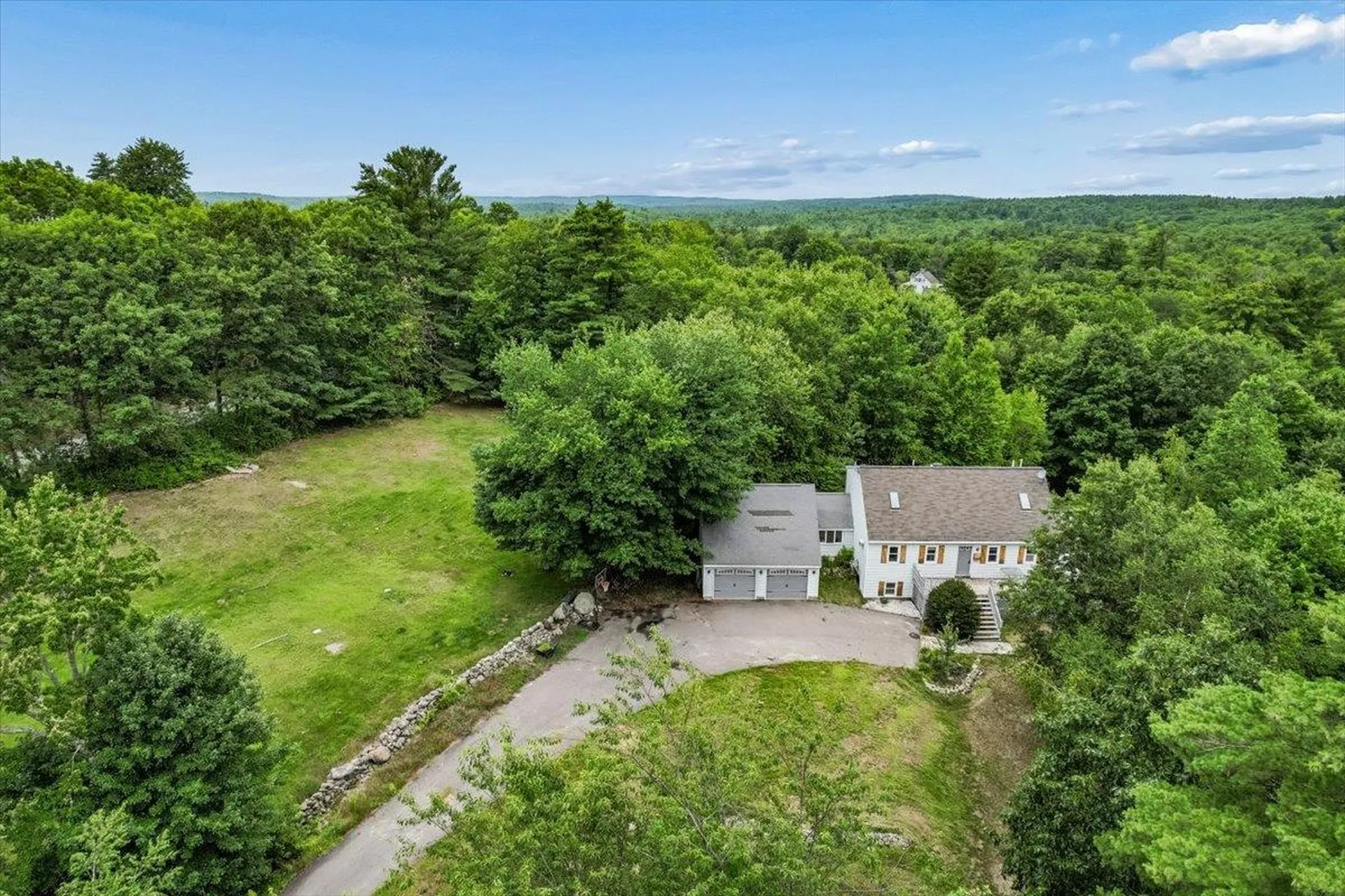 10 Armands Way Dunbarton NH 03046