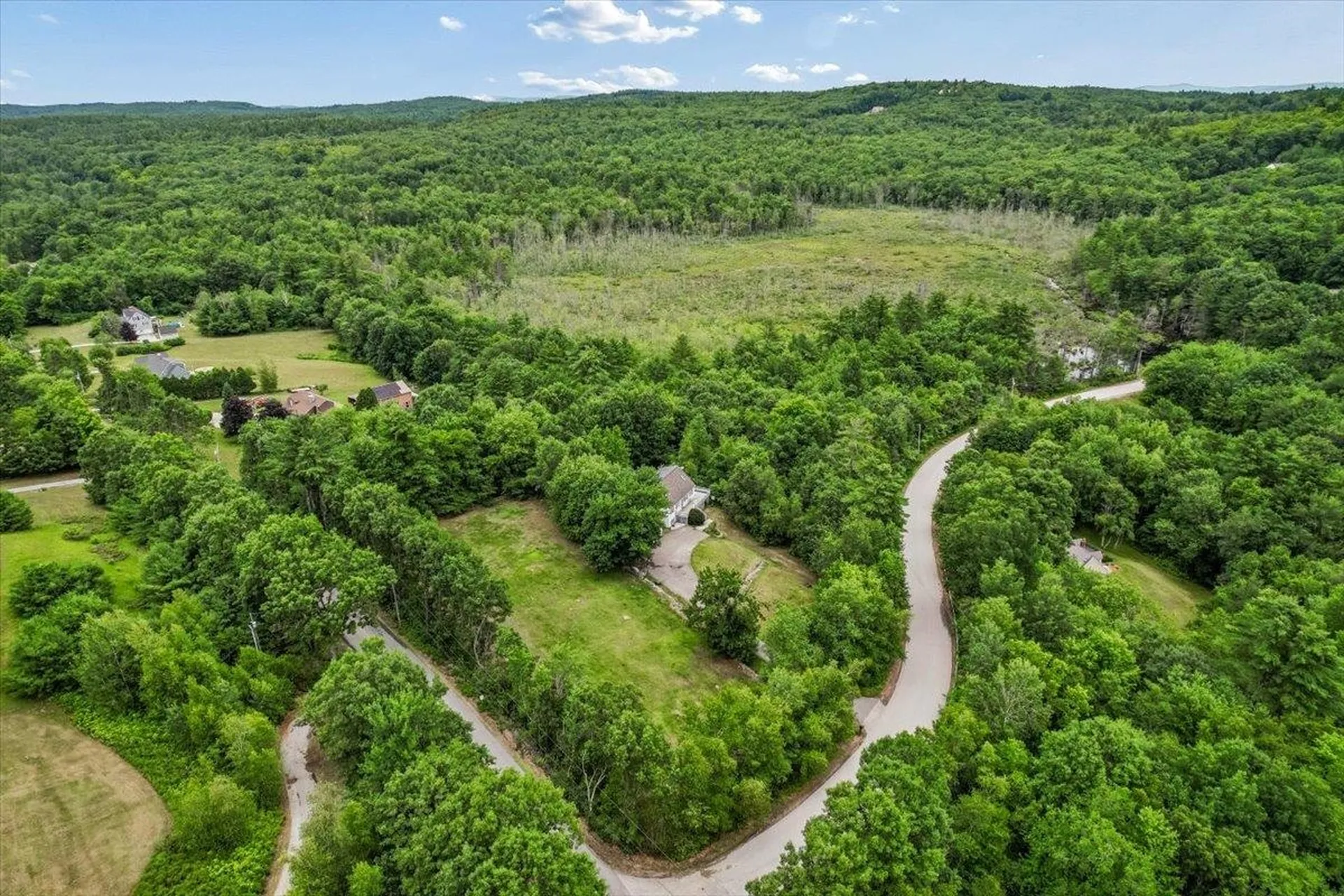 10 Armands Way Dunbarton NH 03046