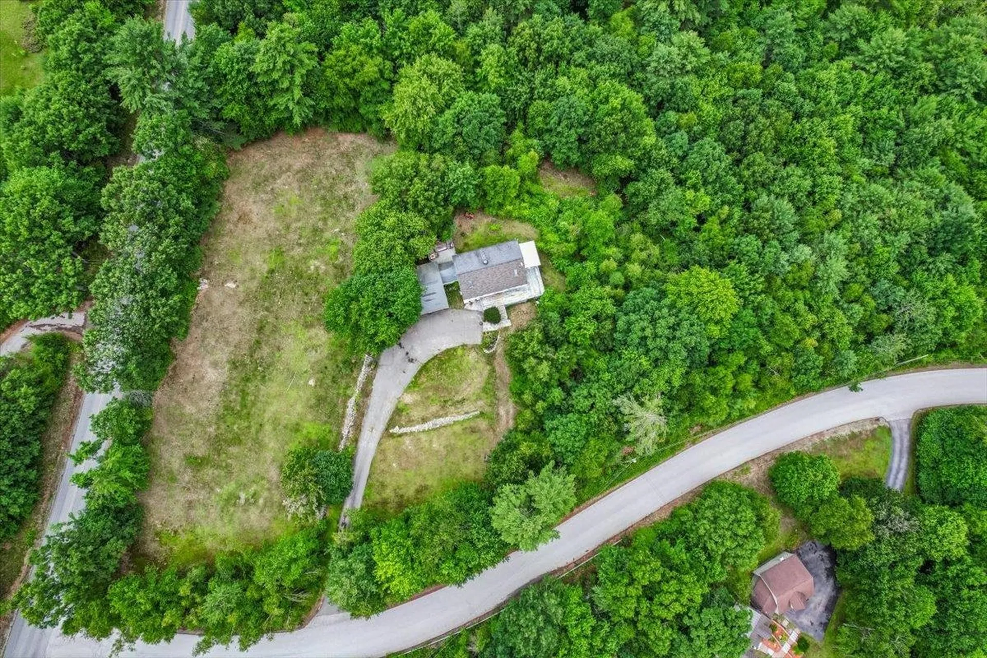 10 Armands Way Dunbarton NH 03046