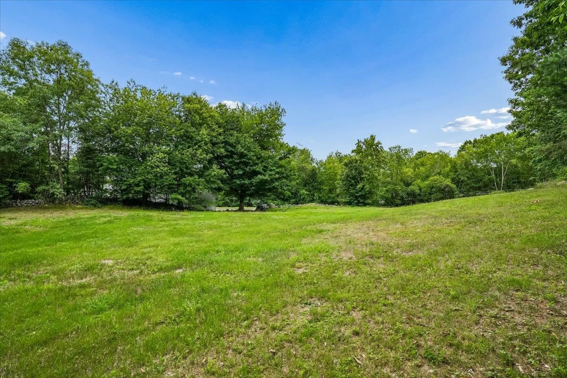 10 Armands Way Dunbarton NH 03046