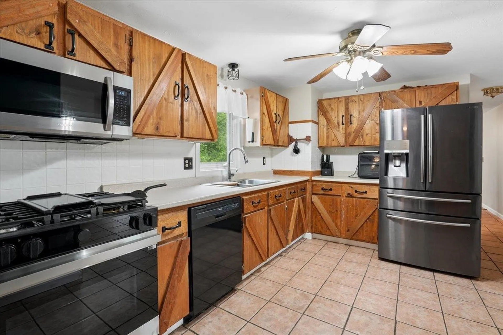 10 Armands Way Dunbarton NH 03046