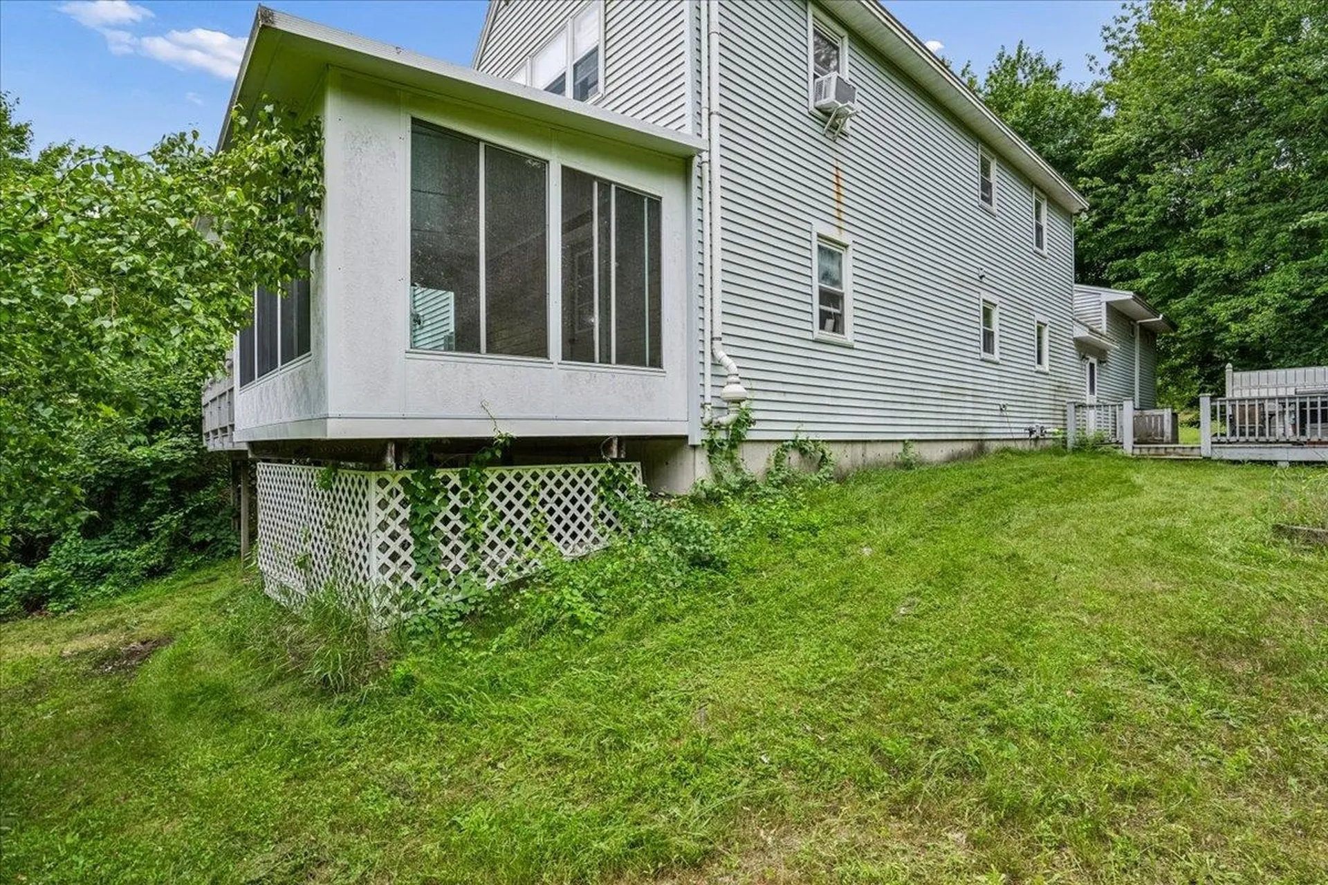 10 Armands Way Dunbarton NH 03046