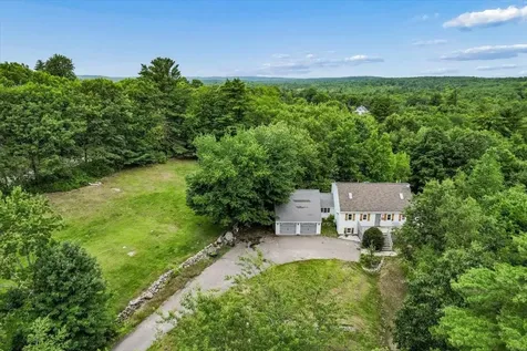 10 Armands Way Dunbarton NH 03046