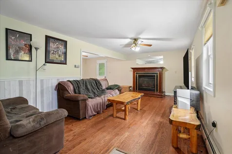 10 Armands Way Dunbarton NH 03046