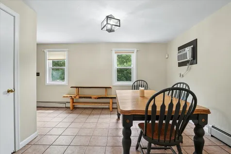 10 Armands Way Dunbarton NH 03046