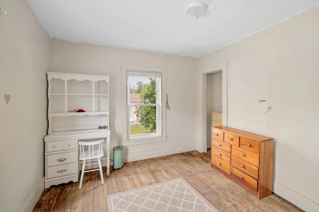 123 High Street Hardwick VT 05843