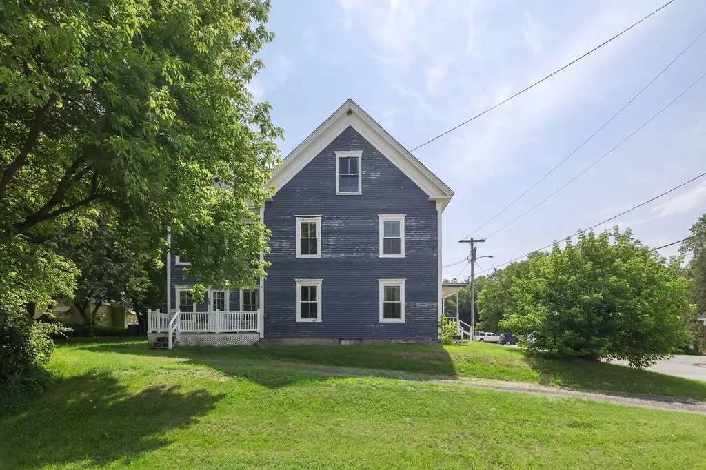 123 High Street Hardwick VT 05843