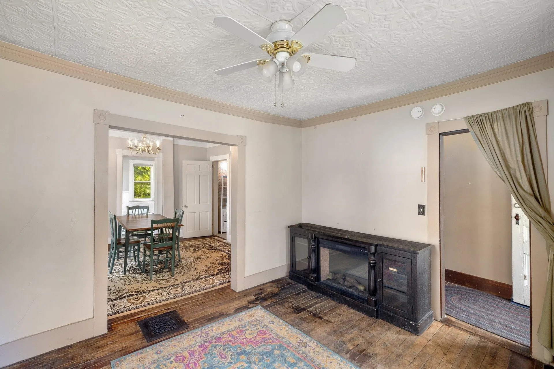 123 High Street Hardwick VT 05843