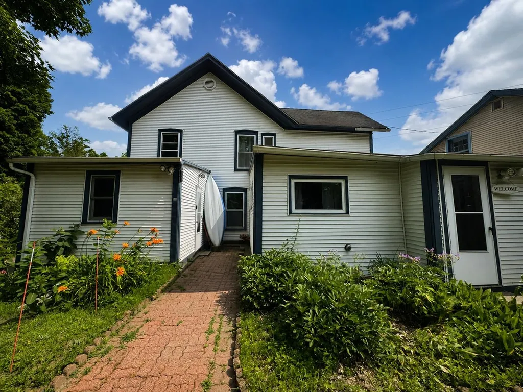 19 East Road Colchester VT 05446