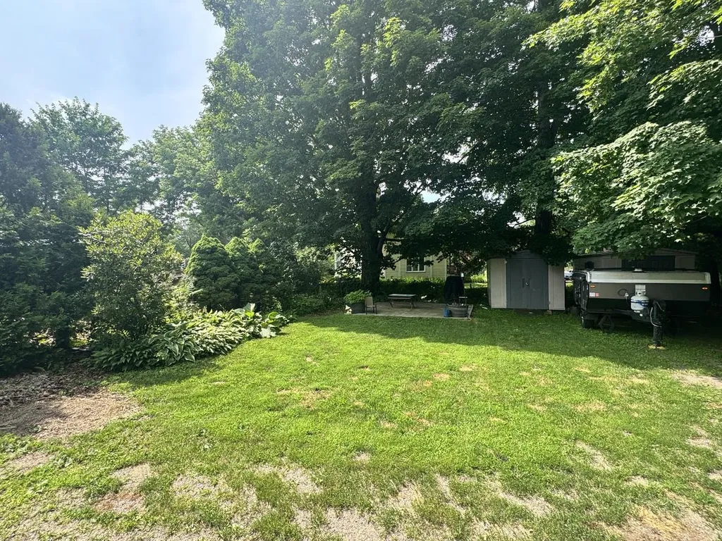 19 East Road Colchester VT 05446