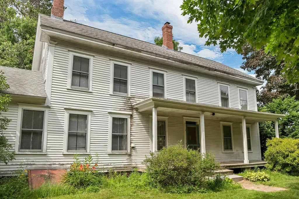 382 Charles Bancroft Highway Litchfield NH 03052