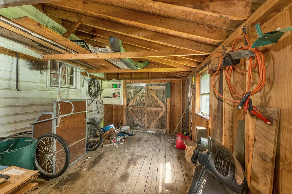 382 Charles Bancroft Highway Litchfield NH 03052