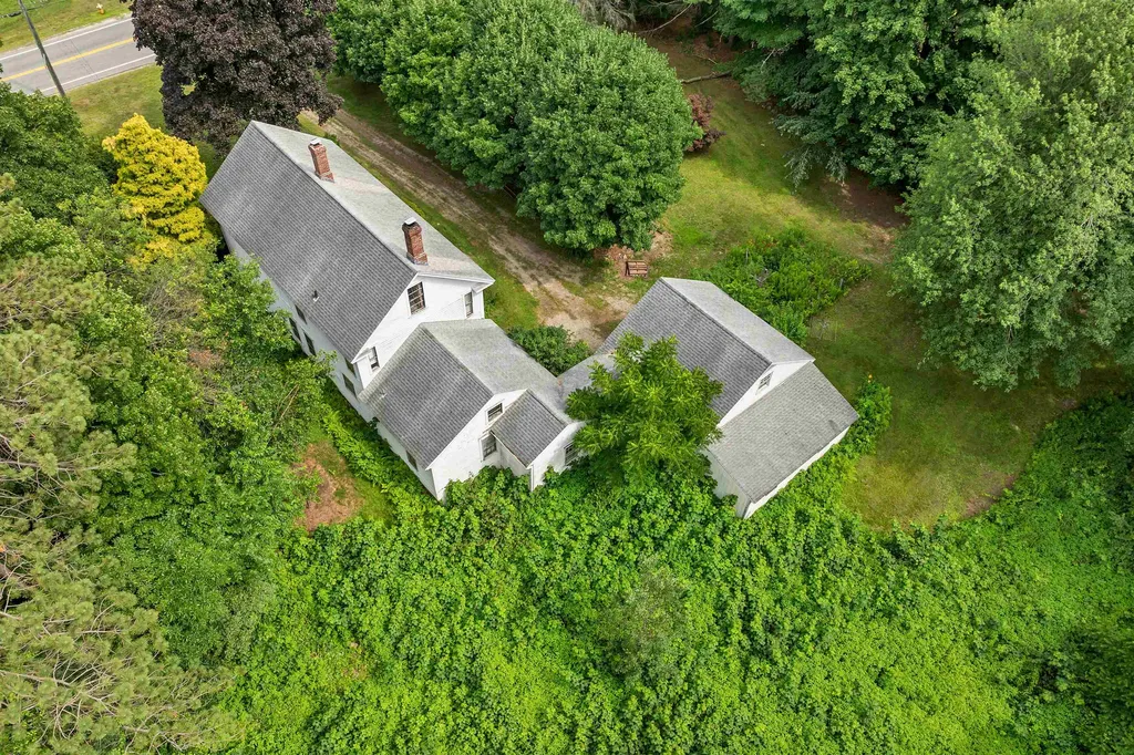 382 Charles Bancroft Highway Litchfield NH 03052