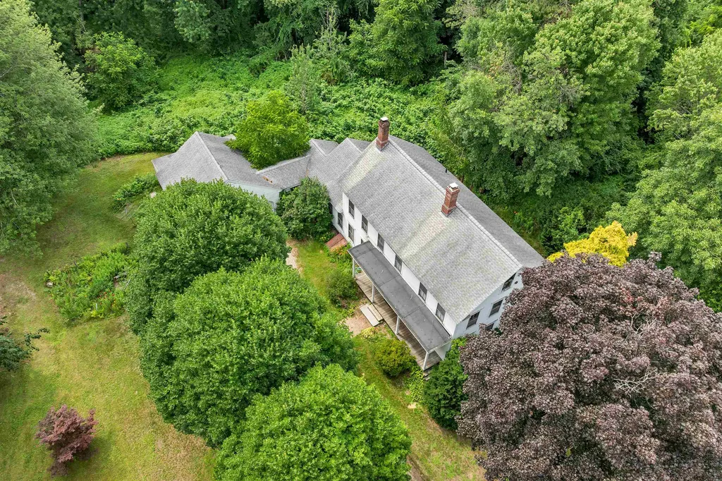 382 Charles Bancroft Highway Litchfield NH 03052