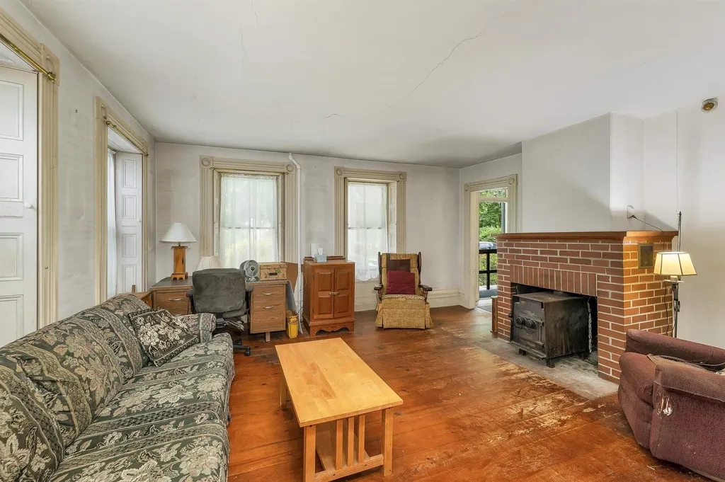 382 Charles Bancroft Highway Litchfield NH 03052