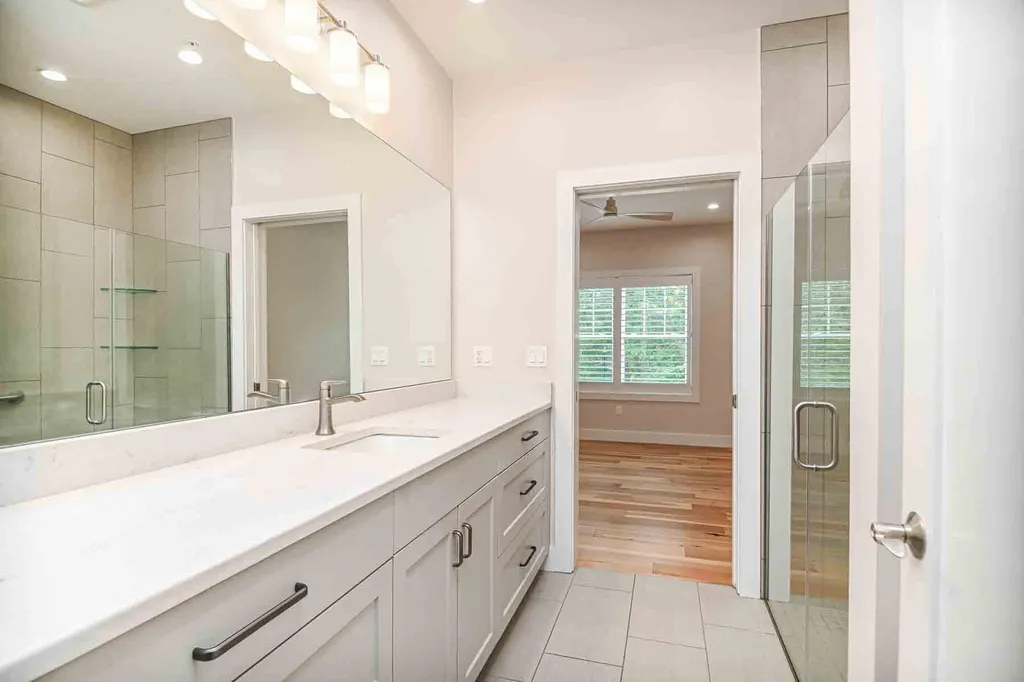 960 Sagamore Avenue Portsmouth NH 03801