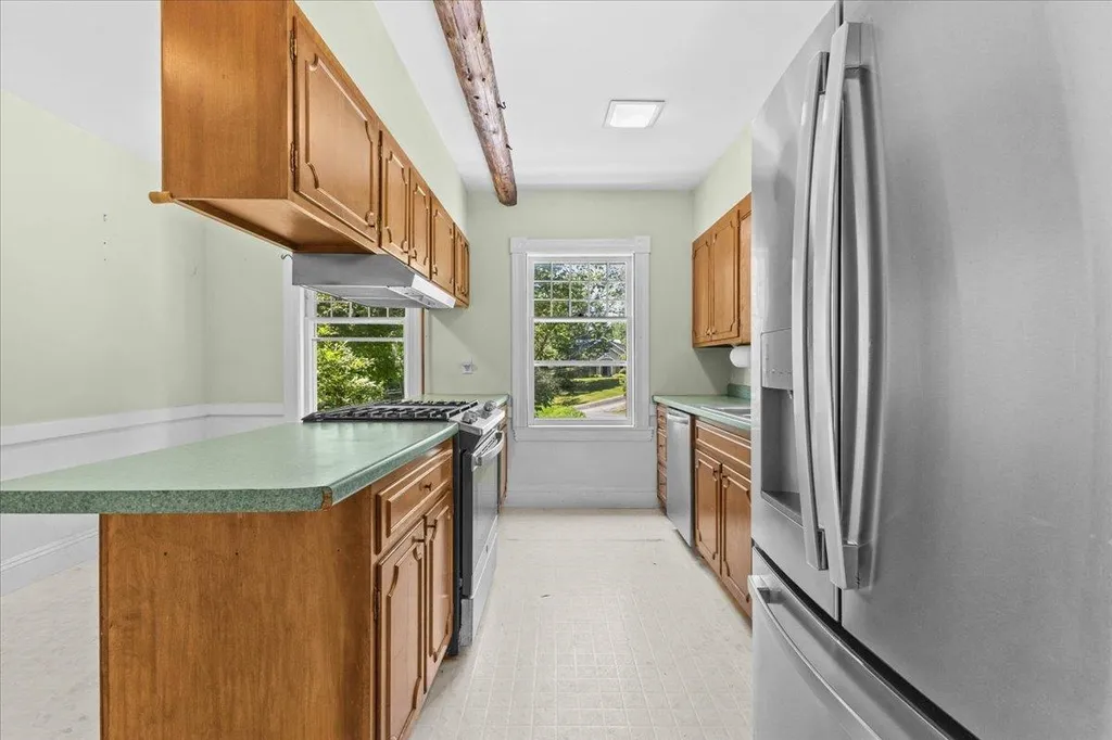 221 School Street Stowe VT 05672