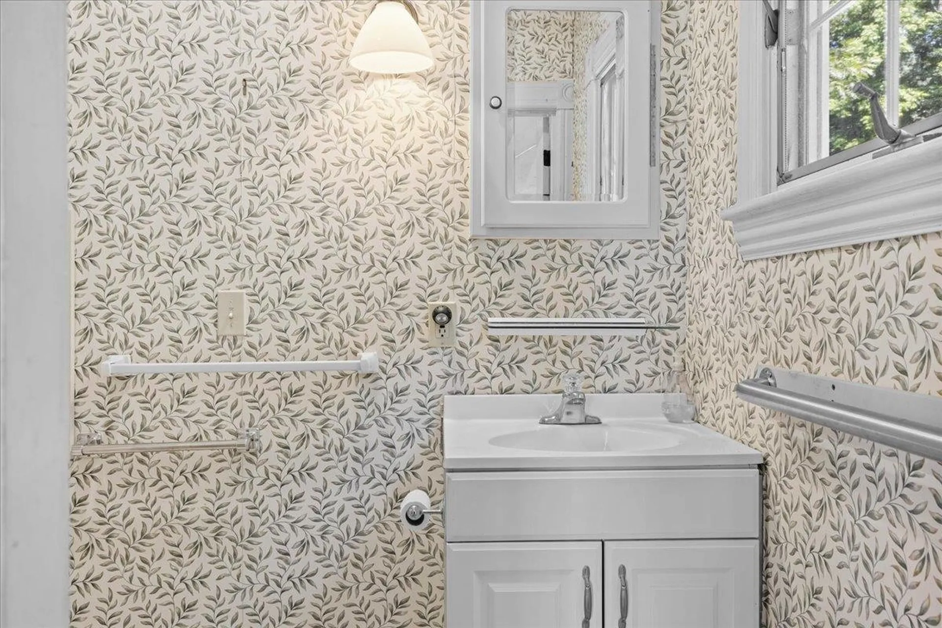 221 School Street Stowe VT 05672