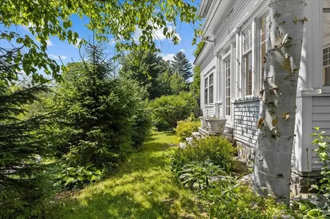 221 School Street Stowe VT 05672