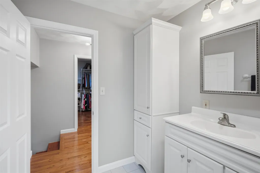 68 Jericho Road Pelham NH 03076