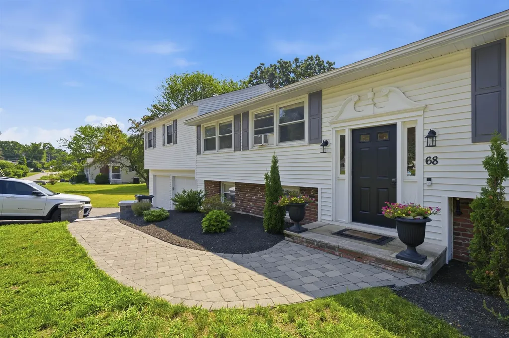 68 Jericho Road Pelham NH 03076