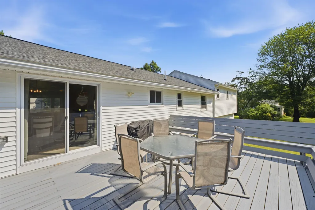 68 Jericho Road Pelham NH 03076