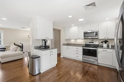 68 Jericho Road Pelham NH 03076