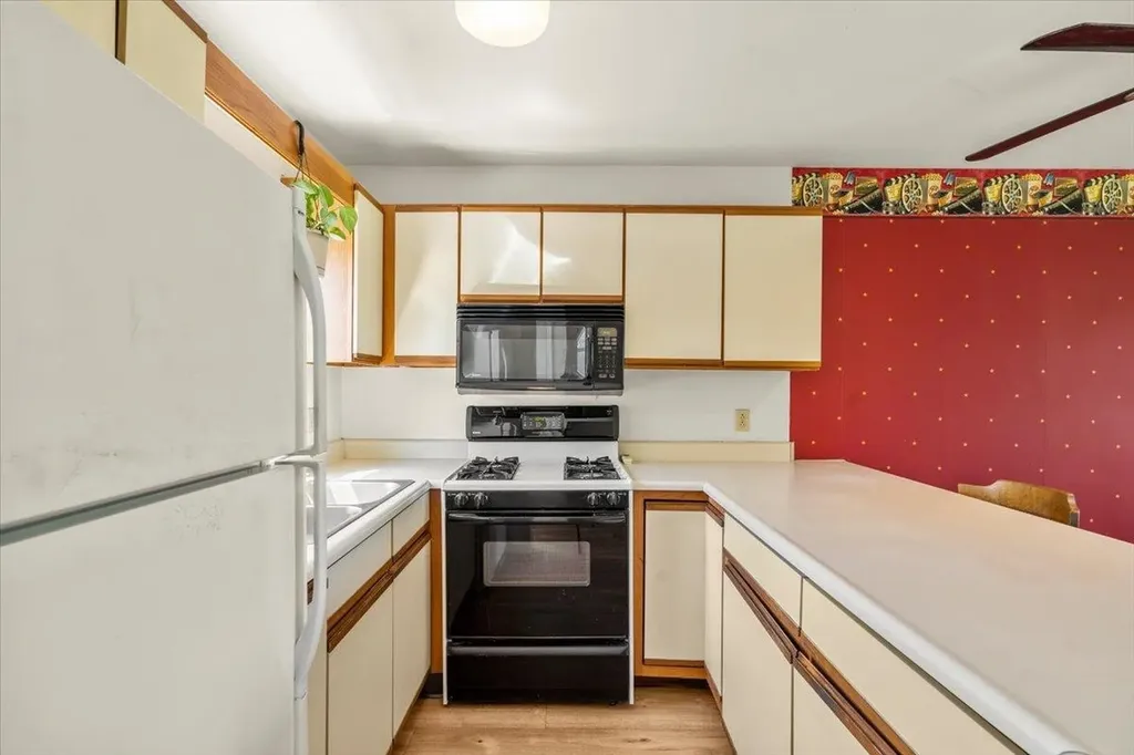 232 Manhattan Drive Burlington VT 05402