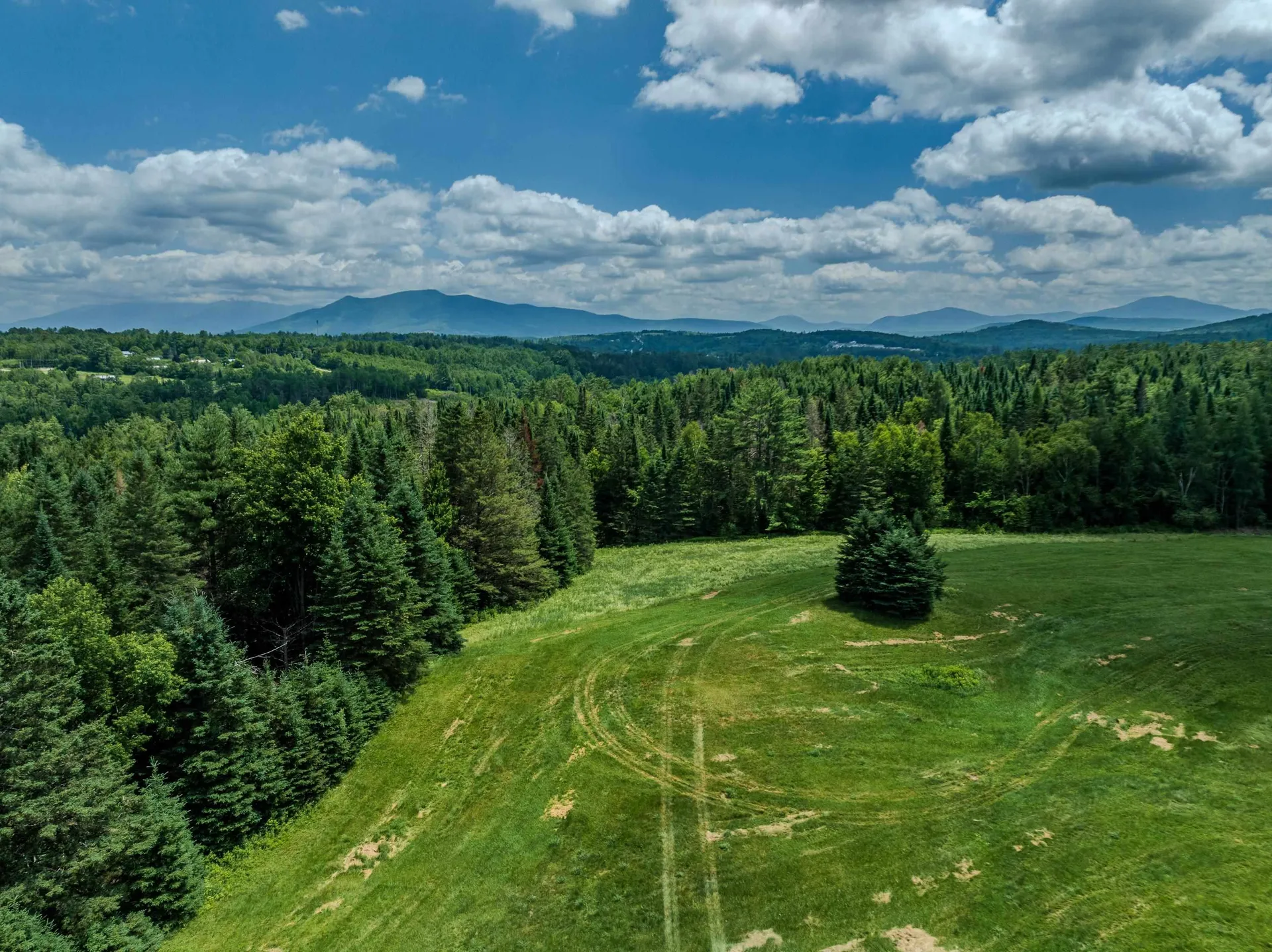 Faraway Road Dalton NH 03598