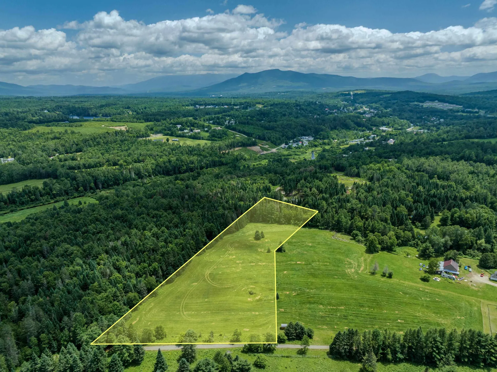 Faraway Road Dalton NH 03598