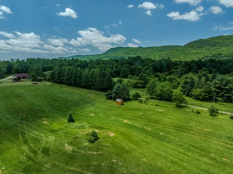 Faraway Road Dalton NH 03598