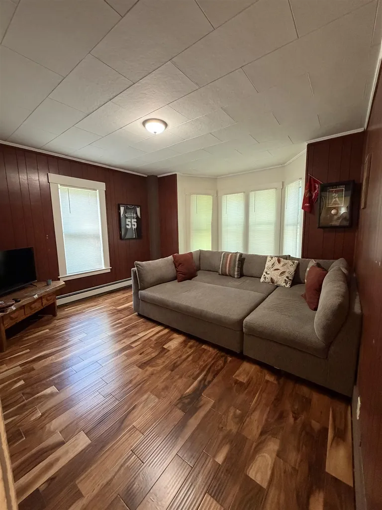 83 Merchant Street Barre City VT 05641