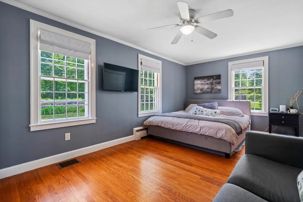 26 Garrison Lane Hopkinton NH 03229