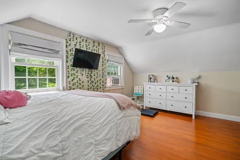 26 Garrison Lane Hopkinton NH 03229