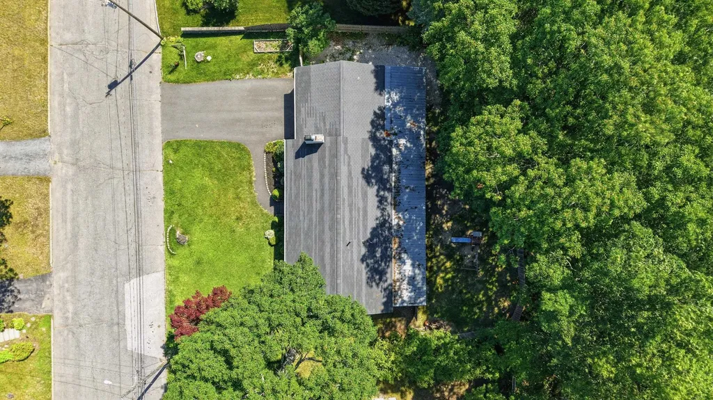 506 Oak Street Manchester NH 03104