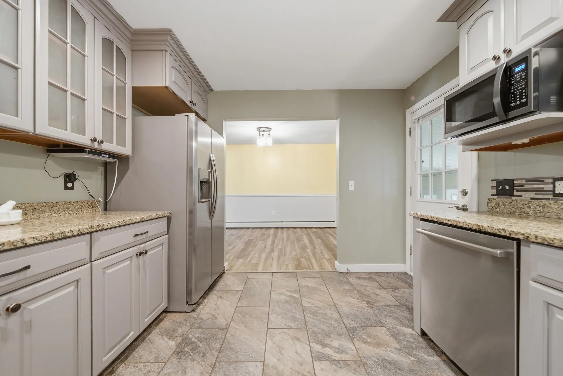 506 Oak Street Manchester NH 03104
