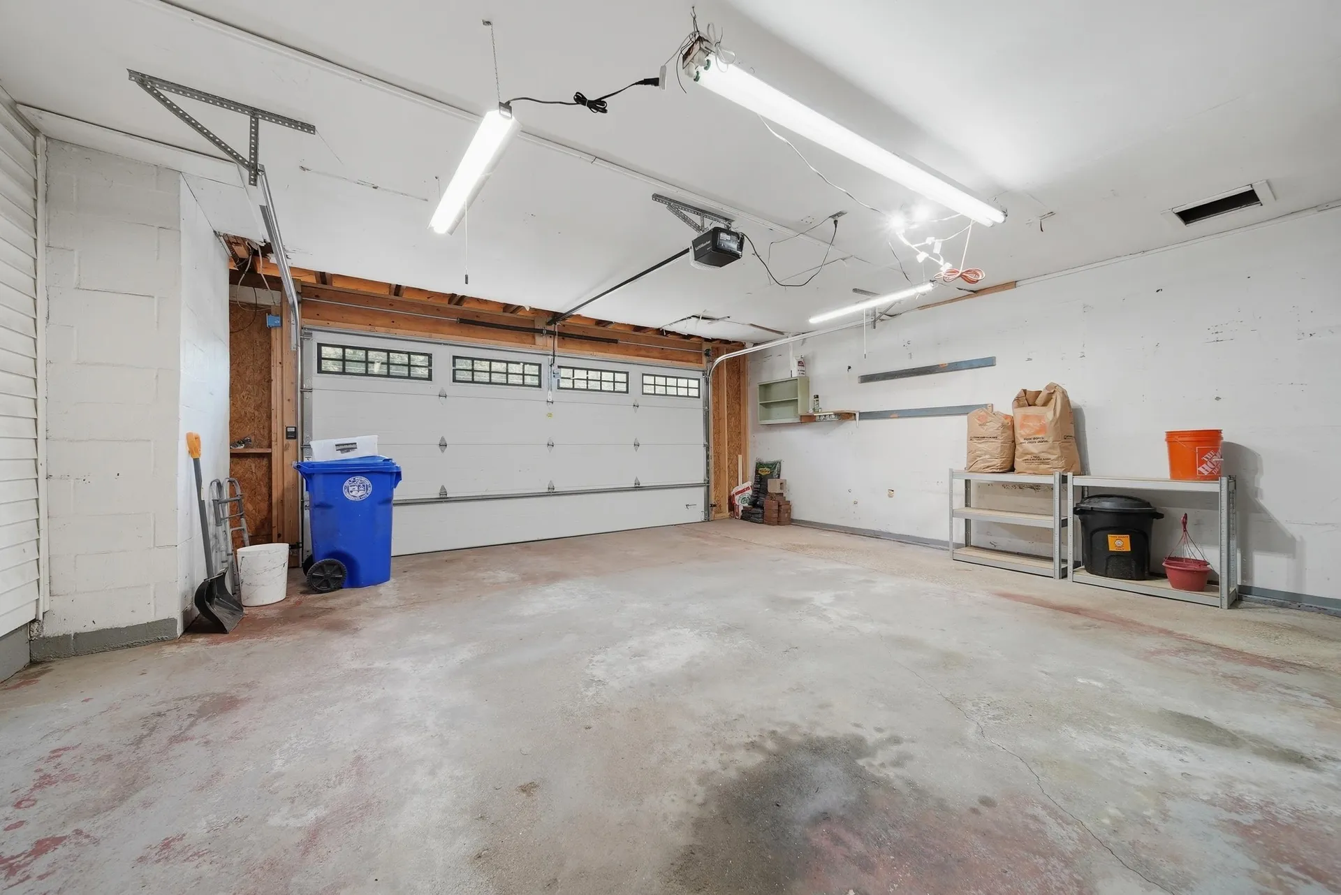 506 Oak Street Manchester NH 03104