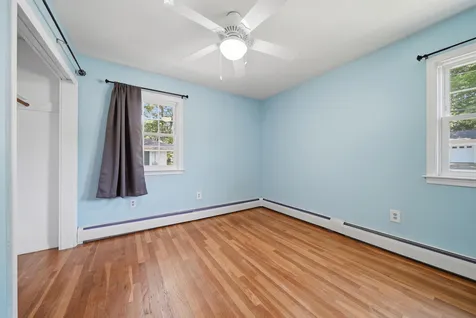 506 Oak Street Manchester NH 03104