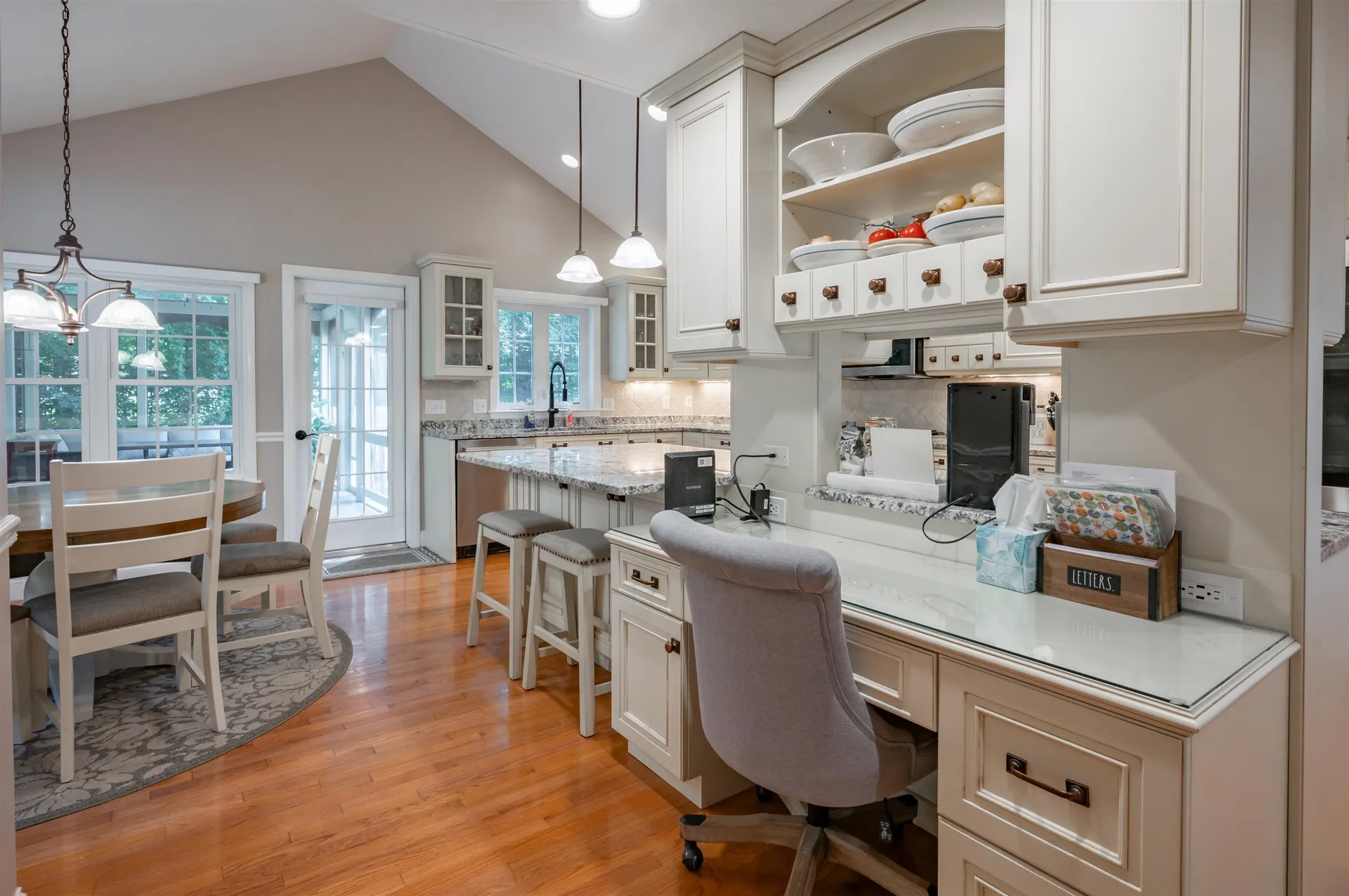 10 Melba Drive Hudson NH 03051