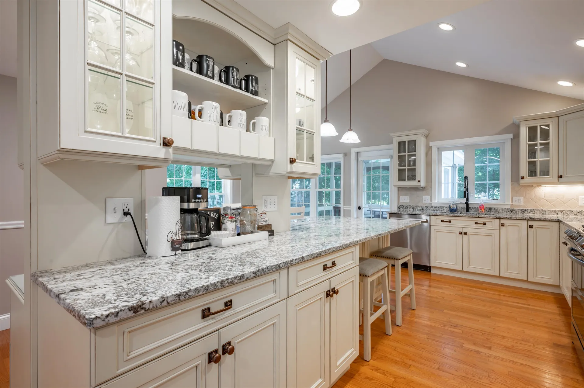 10 Melba Drive Hudson NH 03051