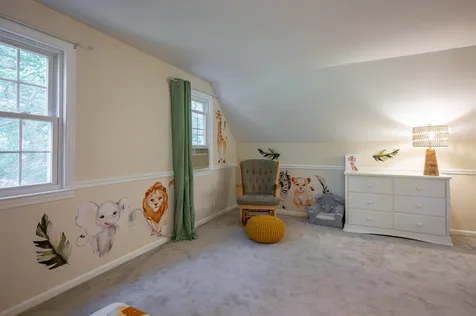 10 Melba Drive Hudson NH 03051