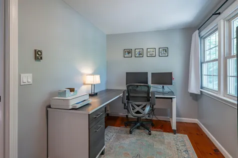 10 Melba Drive Hudson NH 03051