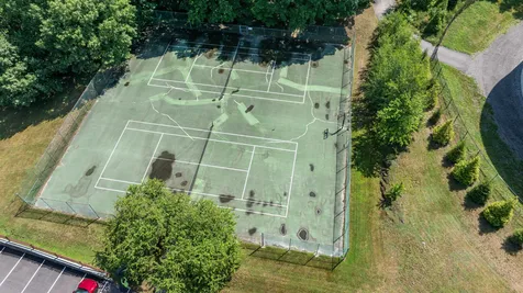 10 Castlegate Way Nashua NH 03063