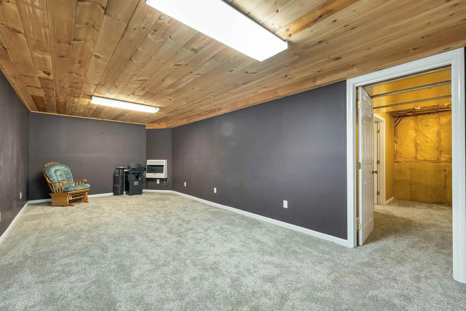 13 Abington Drive Londonderry NH 03053