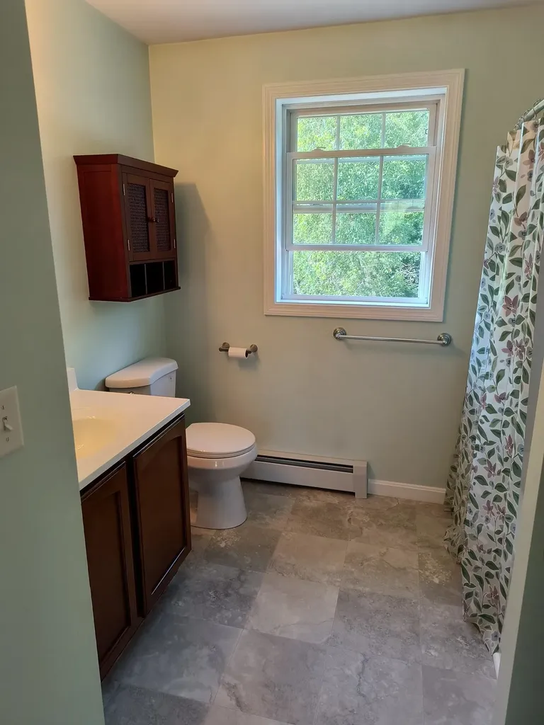 28 Owens Drive Swanzey NH 03446