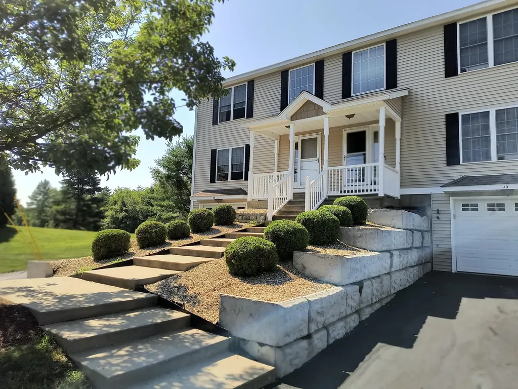 28 Owens Drive Swanzey NH 03446